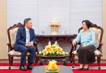 ឯកអគ្គរដ្ឋទូតសឹង្ហបុរីសរសើរការរីកចម្រើនប្រព័ន្ធទូទាត់នៅកម្ពុជា