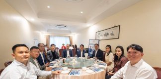ឧកញ៉ាបណ្ឌិតគីម ហ៊ាងគ្រោងនាំក្រុមហ៊ុនបុរីវិមានសំណាងចូលផ្សារហ៊ុន Hong Kong & New York