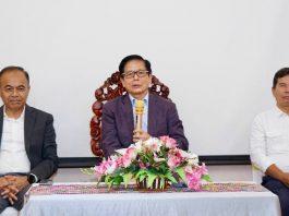 ក្រុមមន្រ្តីពិភាក្សាពីថវិកាពាក់កណ្តាលឆ្នាំ និងពិភាក្សាលើគម្រោងធ្វើឱ្យប្រសើរឡើងនូវការគ្រប់គ្រងសំរាម សំណល់រឹង និងផ្លាស្ទិក