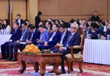 ការគ្រប់គ្រង និងការពារទ្រព្យសម្បត្តិគ្រួសារ ការធ្វើផែនការបន្តវេនអាជីវកម្ម និងទ្រព្យសម្បត្តិត្រូវបានលើកយកមកពិភាក្សា
