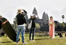 រដ្ឋ និងឯកជនរួមសហការគ្នា និងជំរុញកម្ពុជាឱ្យកា្លយជាគោលដៅទេសចរណ៍ភាពយន្តលំដាប់ជាតិ និងអន្តរជាតិ