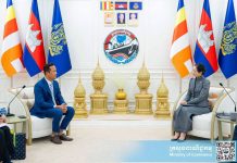 ក្រុមហ៊ុនមួយបង្ហាញពីផែនការរបស់ក្រុមហ៊ុន ក្នុងការចូលរួមជំរុញ ការប្រើប្រាស់យានយន្តអគ្គិសនីនៅកម្ពុជា