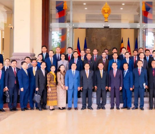 មន្រ្តីជាន់ខ្ពស់ការចុះពិនិត្យស្ថានភាពផ្លូវជាតិលេខ៧ ពីឃុំអូរគ្រៀង ខេត្តក្រចេះ ដល់ត្រពាំងក្រៀល ខេត្តស្ទឹងត្រែង