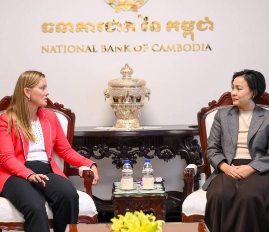 កម្ពុជា អាមេរិកសន្យារួមគ្នាលើកកម្ពស់សុចរិតភាពនៃប្រព័ន្ធហិរញ្ញវត្ថុកម្ពុជា
