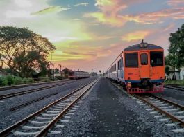 ក្រសួងផ្តោតលើ “សេវាដឹកជញ្ជូនអ្នកដំណើរផ្លូវគោក និង ផ្លូវដែក” លើការអភិវឌ្ឈប្រកបដោយបរិយាប័ន្ន