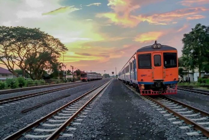 Cambodia-Train